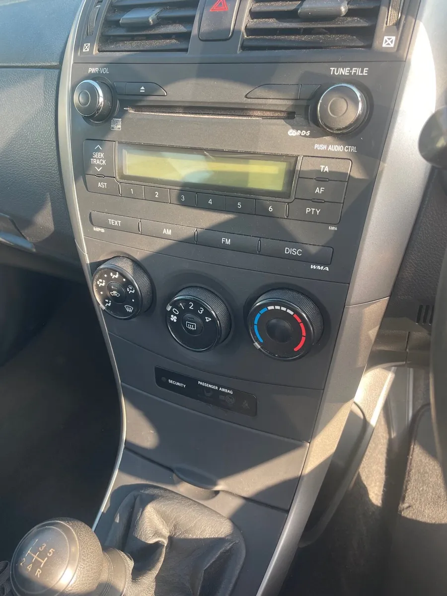 Car - Image 3