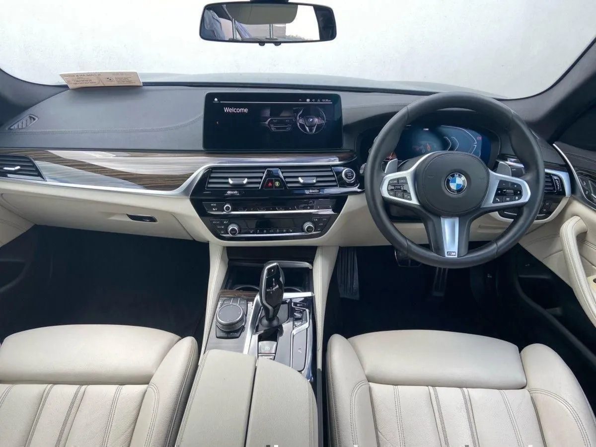BMW 5 Series 520d M Sport Saloon - Image 4