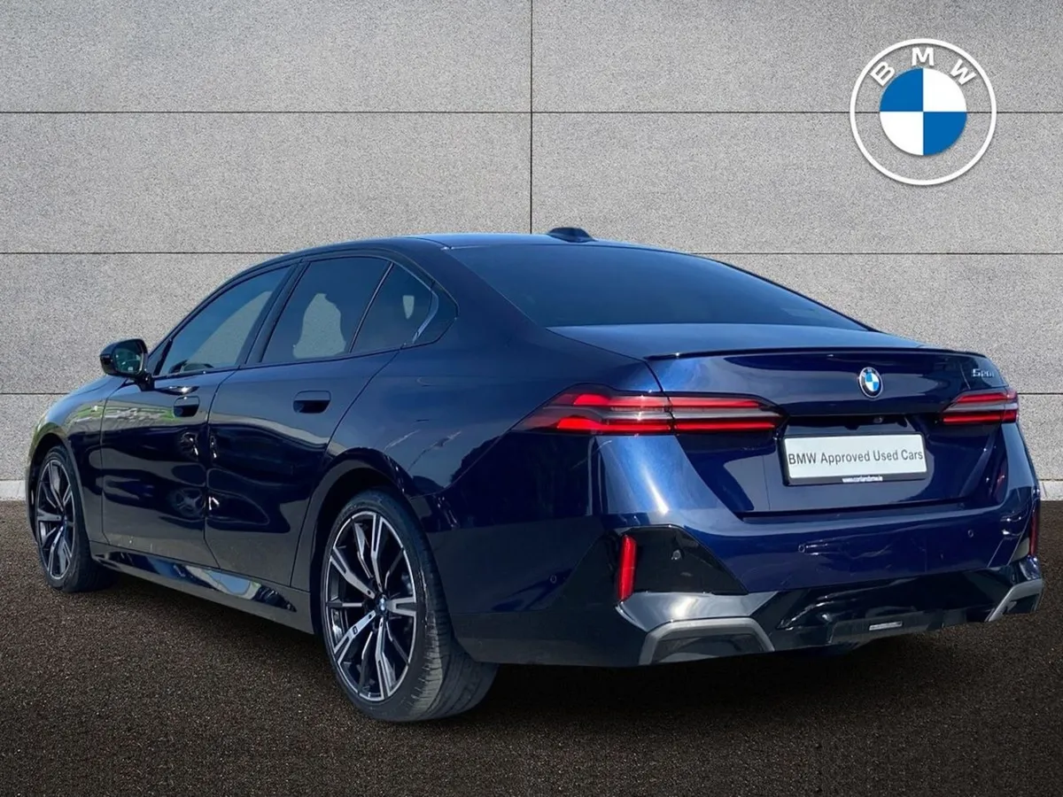 BMW 5 Series 520i M Sport Pro Saloon - Image 2