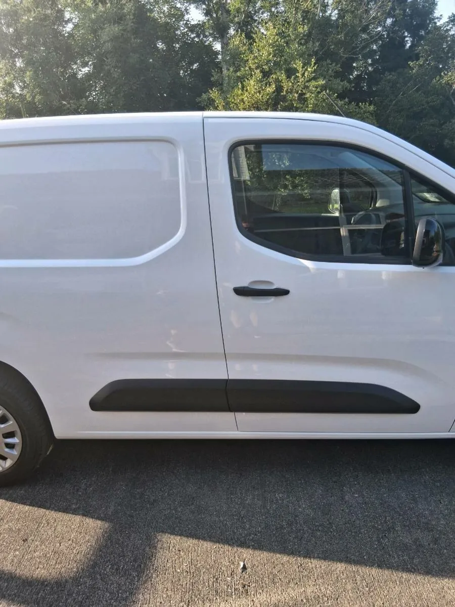 Opel combo van - Image 2