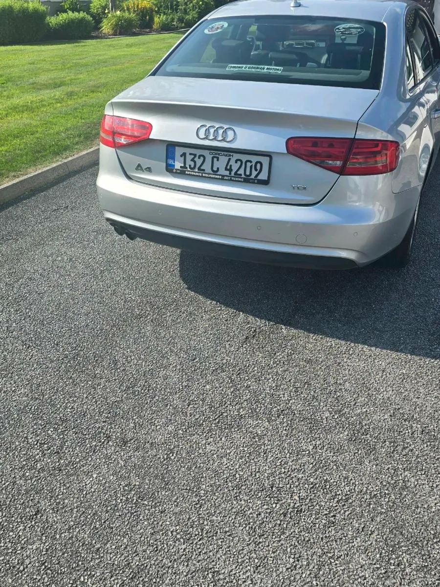 Audi A4 SE Ultra Technik TDI - Image 4