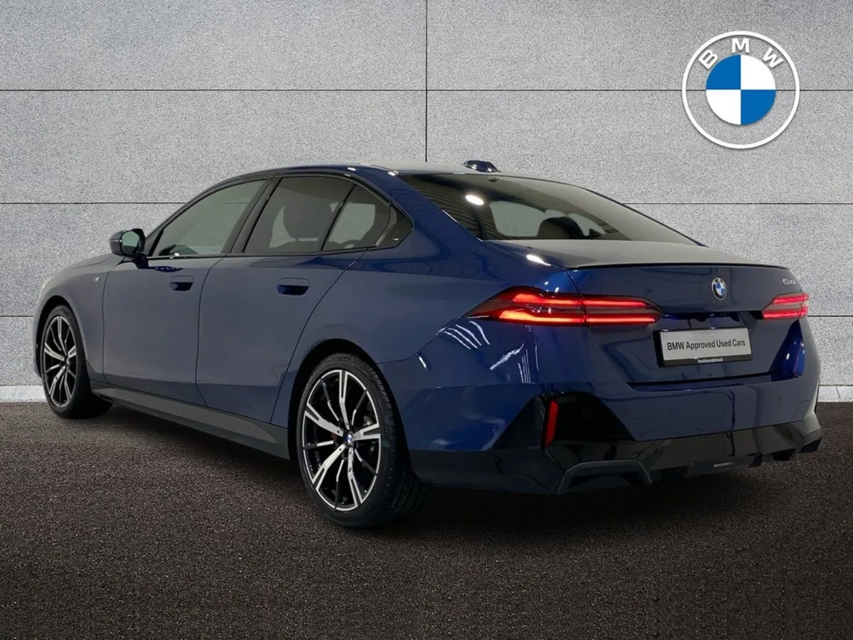 BMW 5 Series 520i M Sport Pro Saloon - Image 3