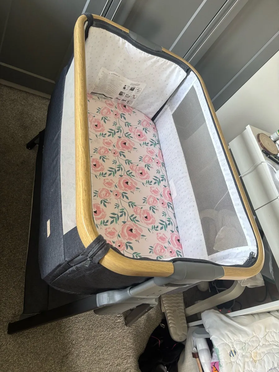Baby cot - Image 2