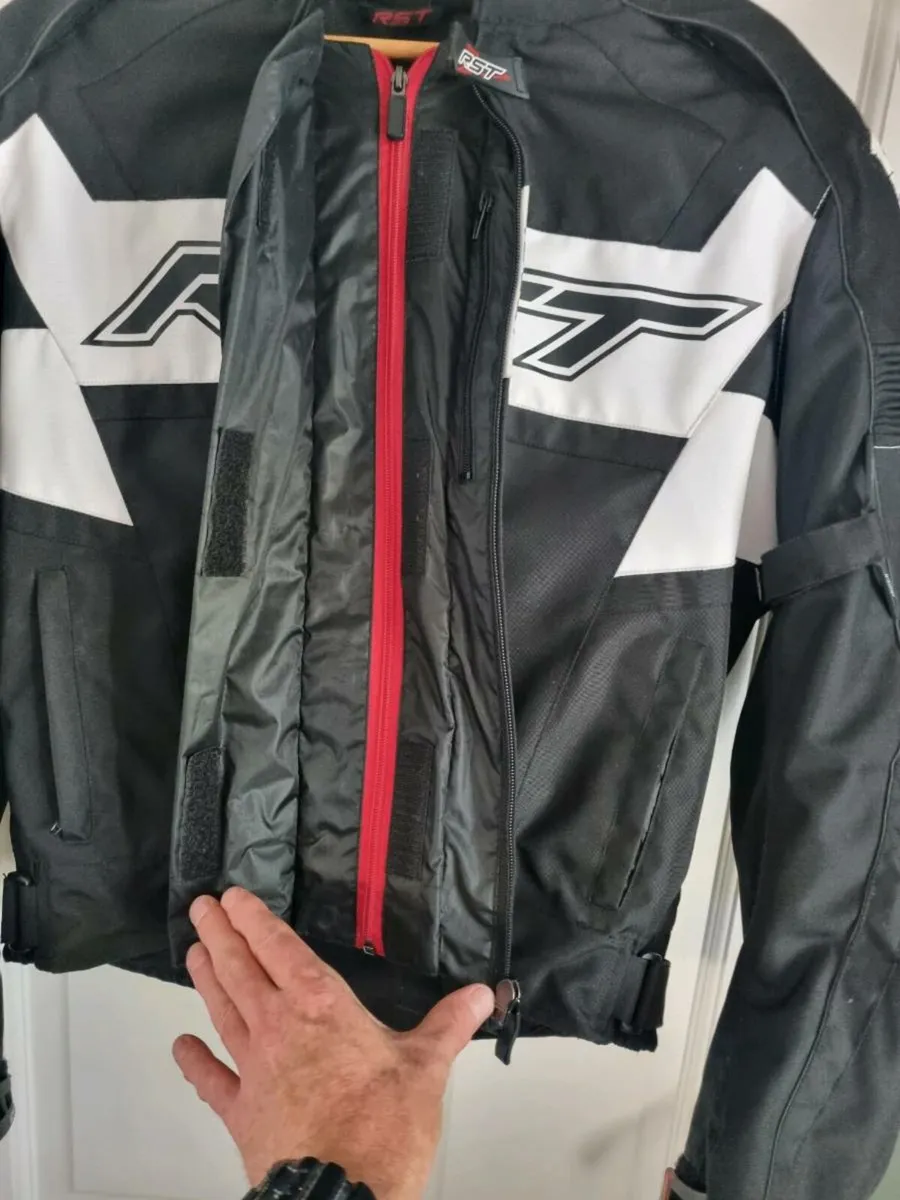 Motorcycle clothing - Image 4