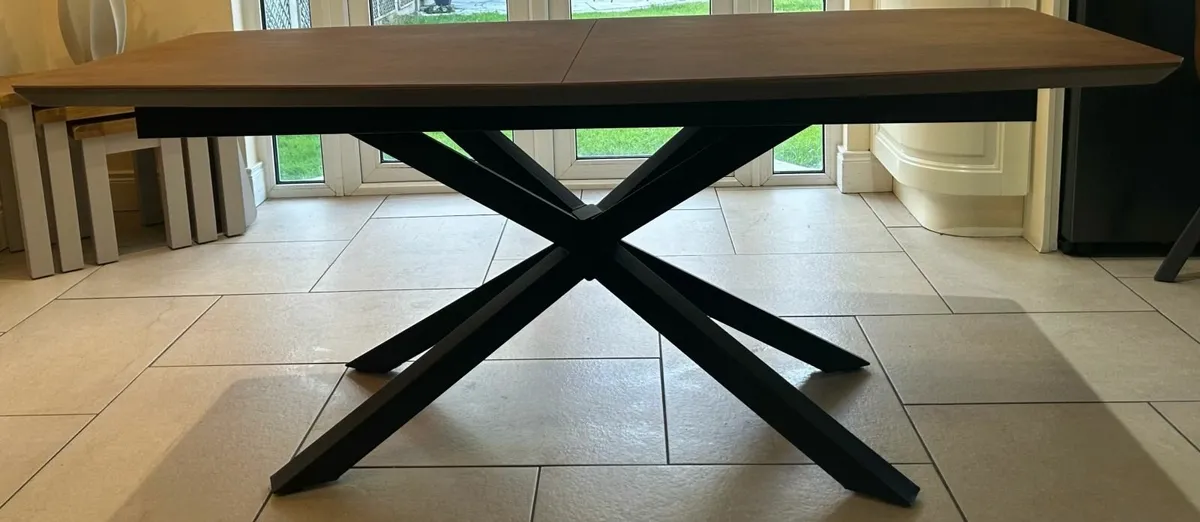 Dining Table  with 8 chairs - Image 3