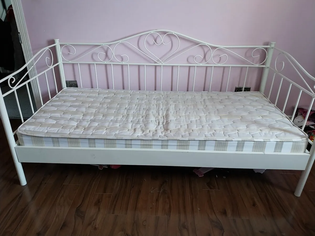 Free bed frame - Image 2