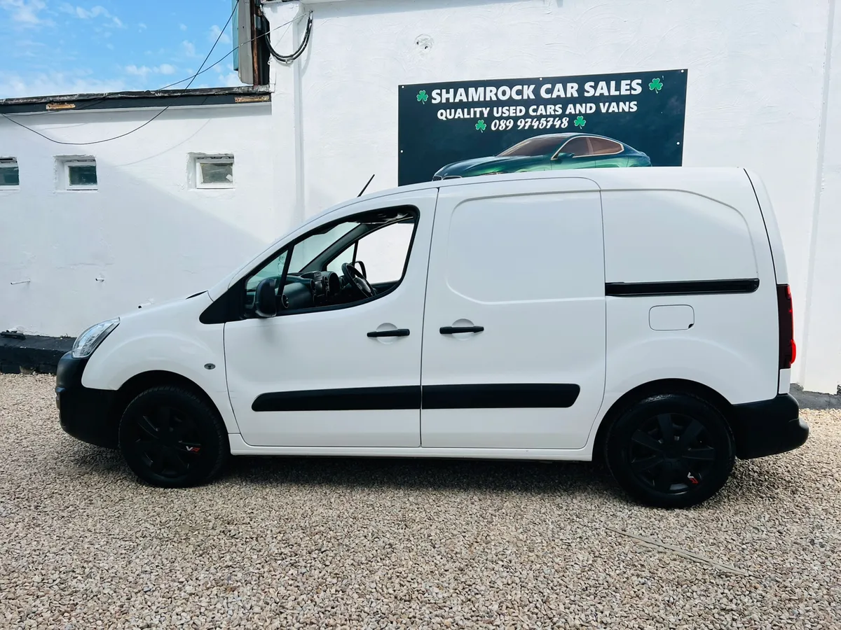 2018 Peugeot Partner 1.6 Hdi 3 seater - Image 2