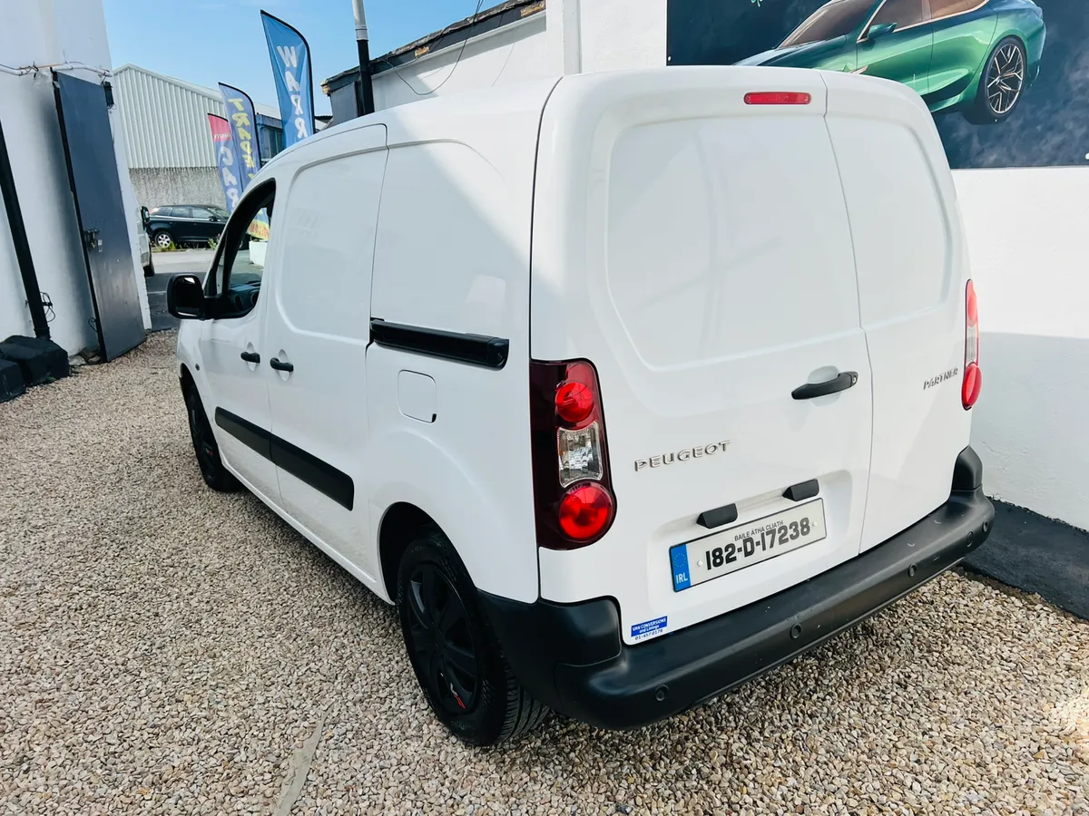 2018 Peugeot Partner 1.6 Hdi 3 seater - Image 3