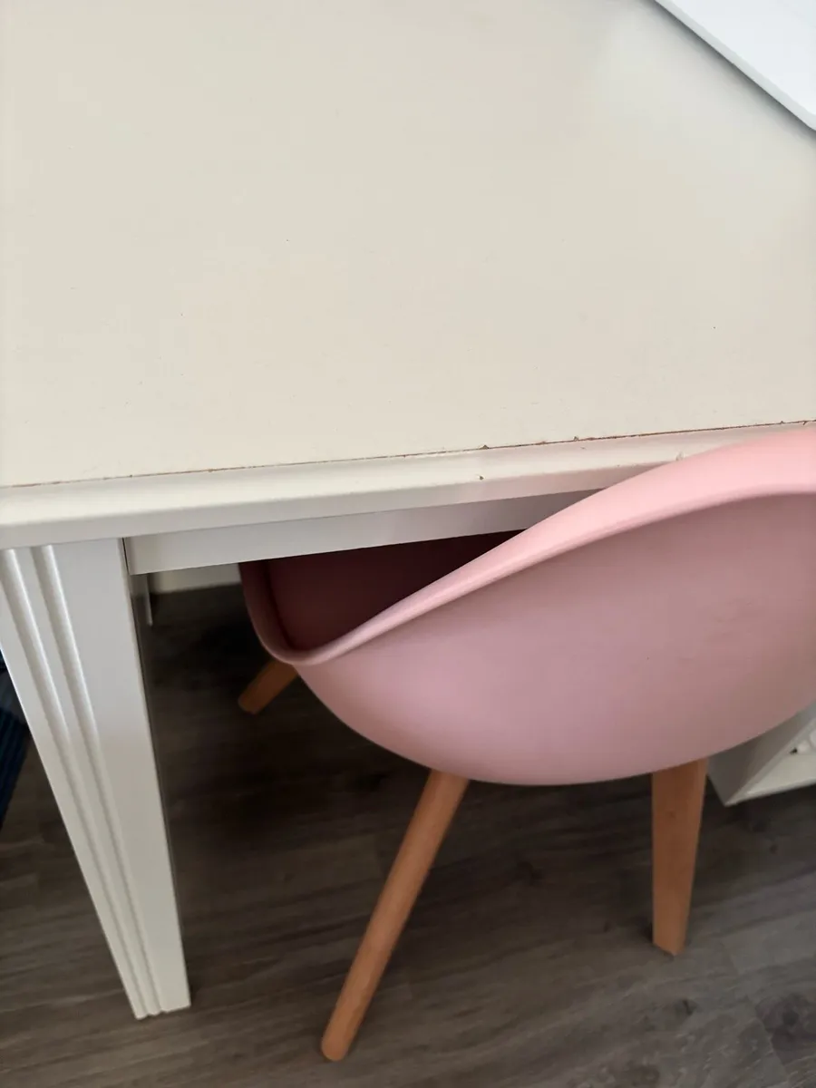 White desk for sale - Image 4