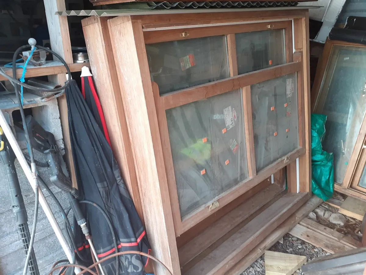 Teak sash windows - Image 4