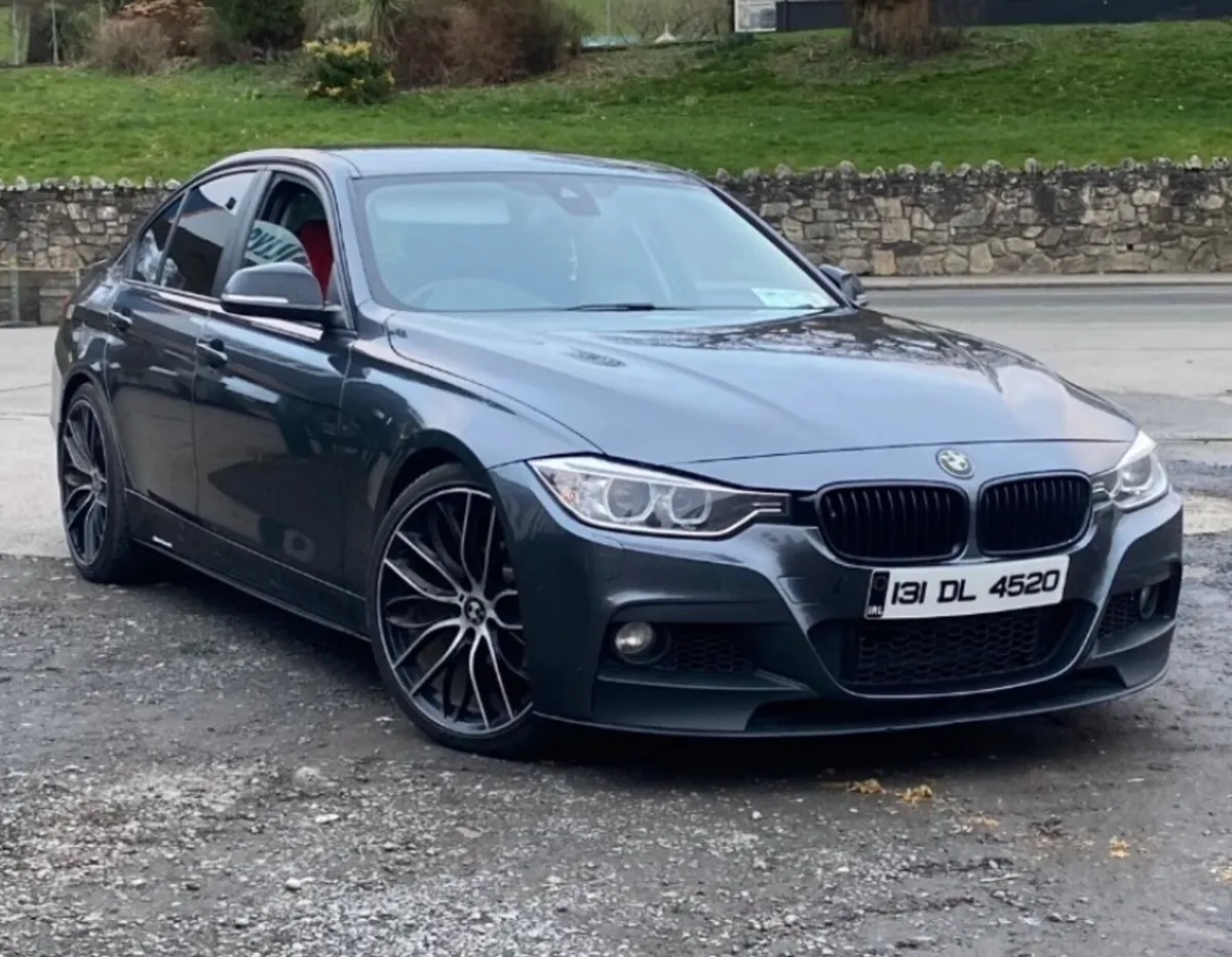 BMW 320d - Image 1
