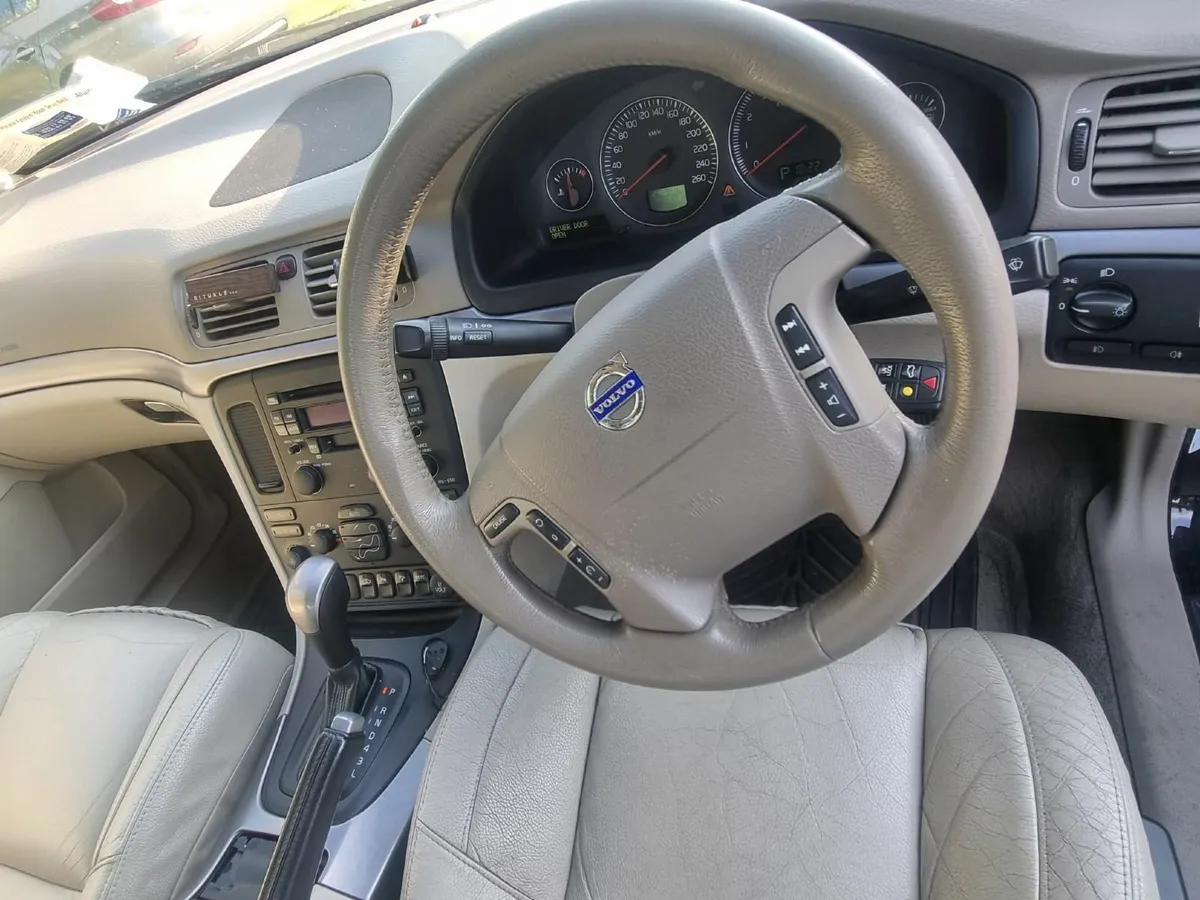 For Sale: 2006 Volvo S80 – Reliable & Comfortable - Image 3