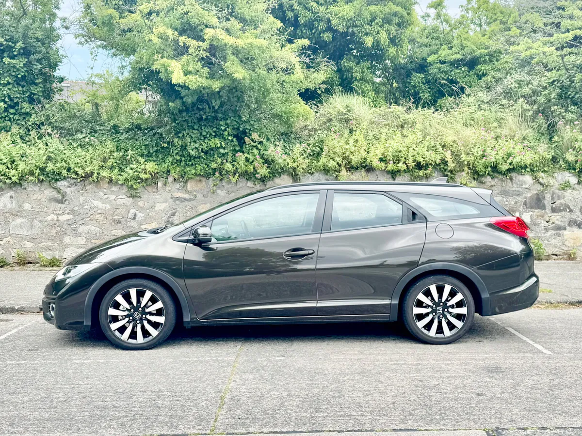 Honda Civic 2016!! AUTO!! ESTATE!!! - Image 4