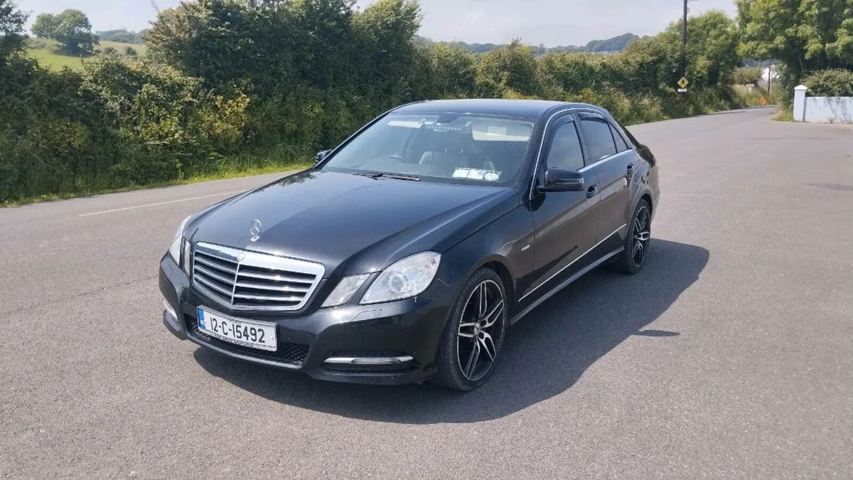 Mercedes E220 CDI 2012 Automatic - Image 3