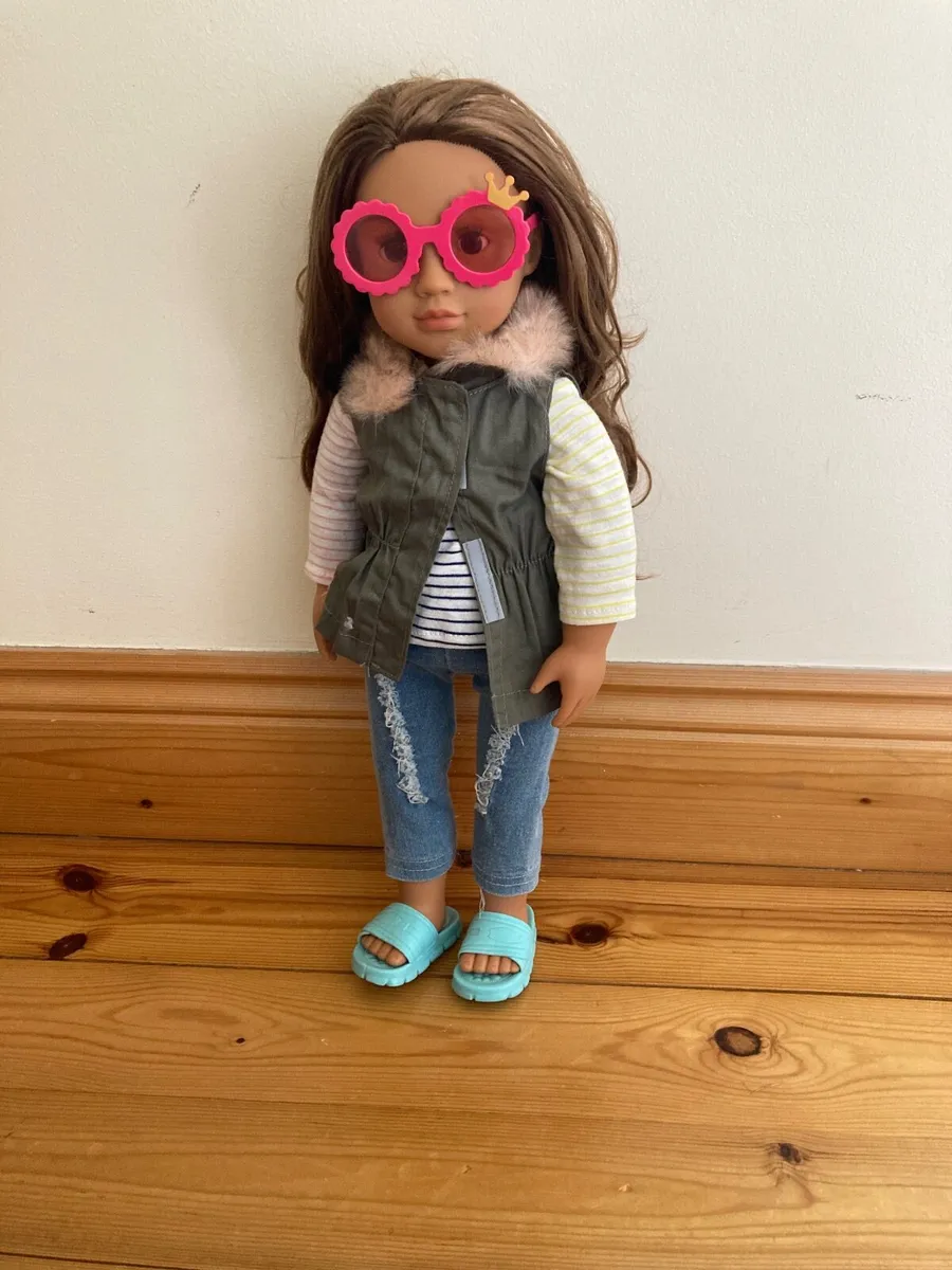 Our Generation Doll with clothes and accessories - Image 2