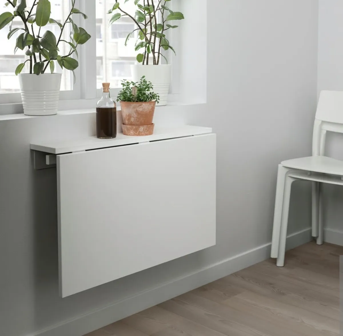 Wall mounted folding table - Image 2