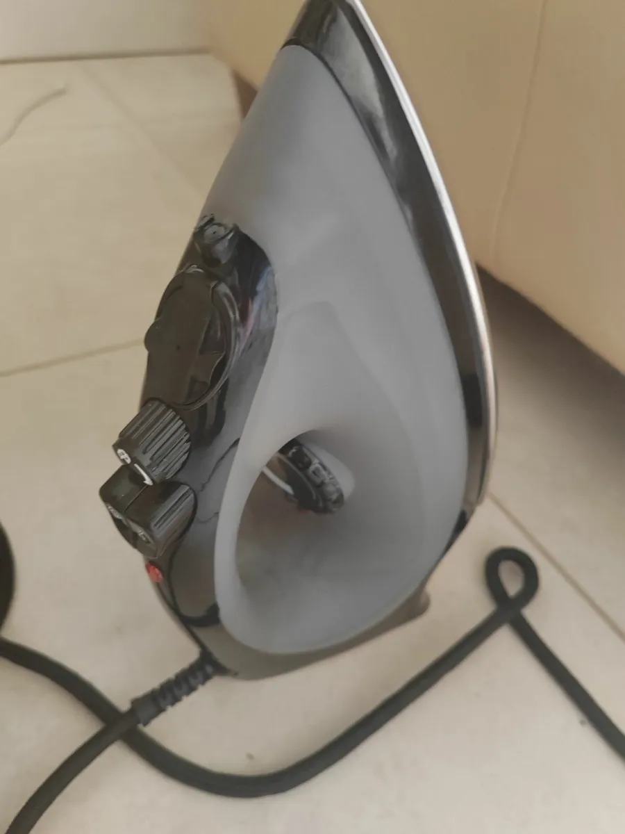 Iron - Image 1