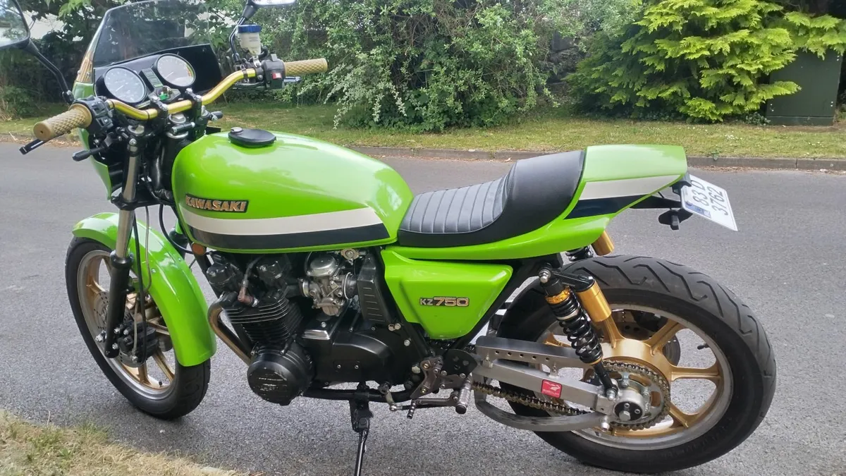 1983 Kawasaki KZ750 VINTAGE - Image 2