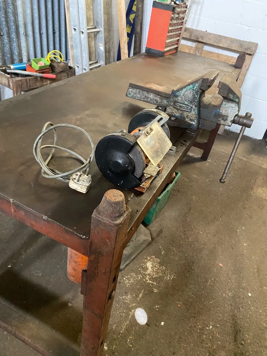 Heavy duty workshop bench - Image 1