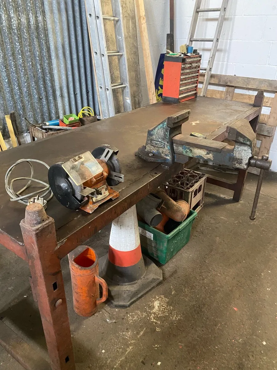 Heavy duty workshop bench - Image 2