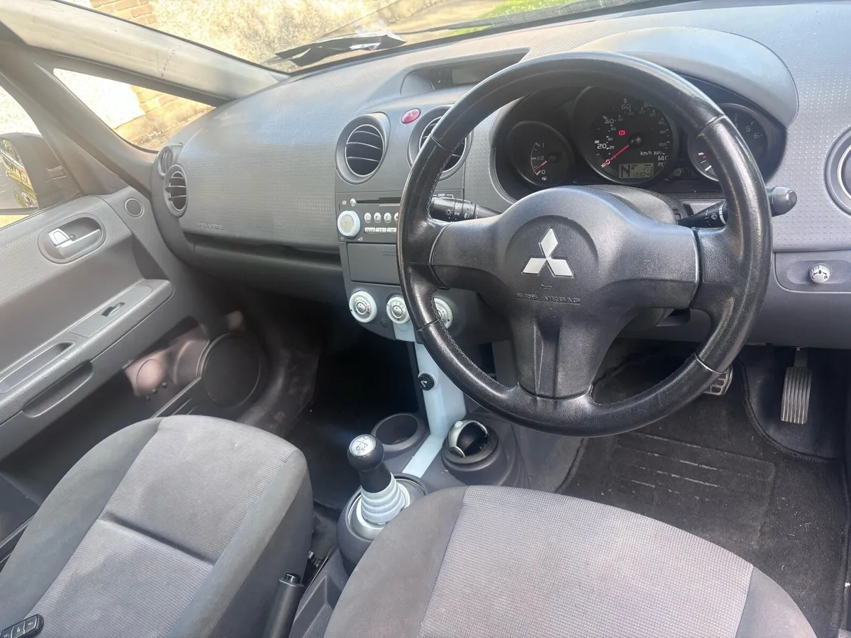 Automatic Mitsubishi Colt 1.3 nct 8/25 - Image 4