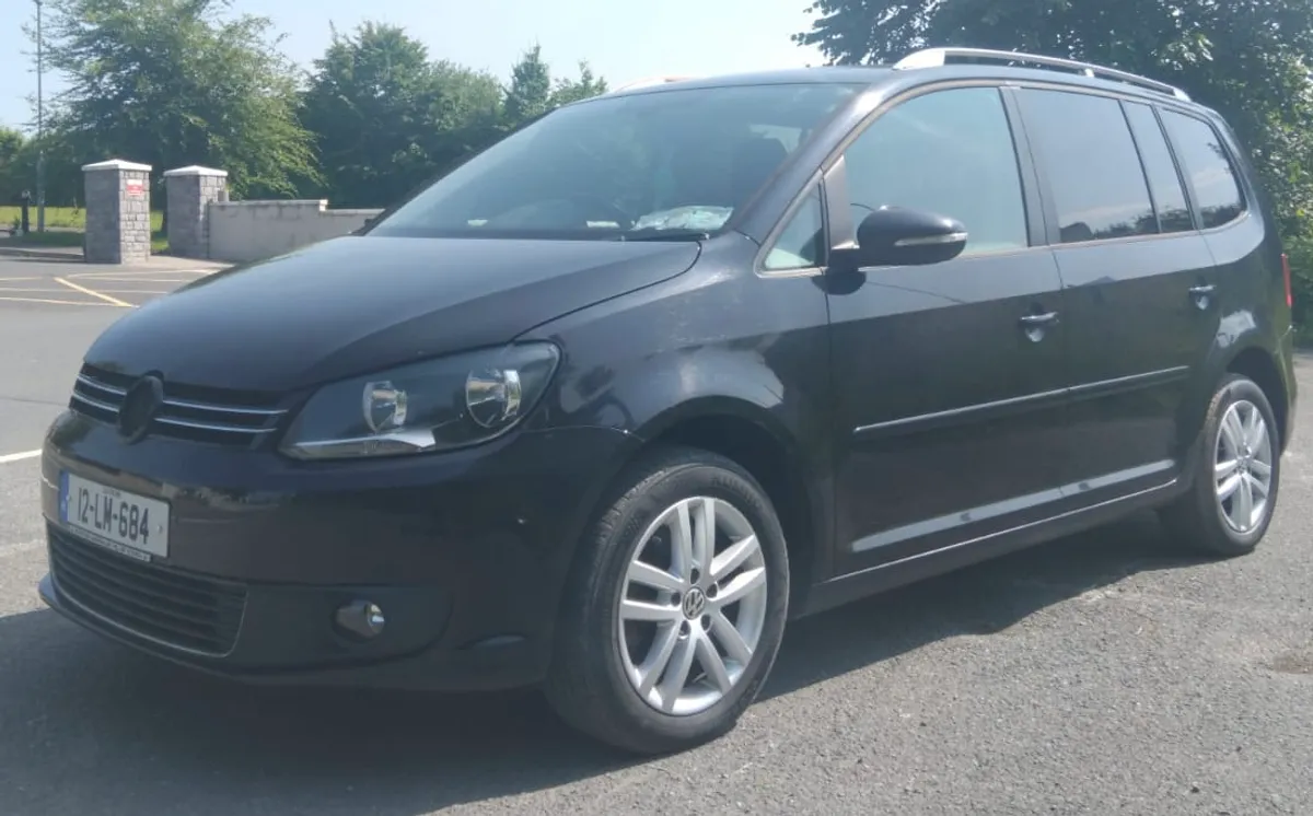 2012 Volkswagen Touran 2.0 TDI - Image 3