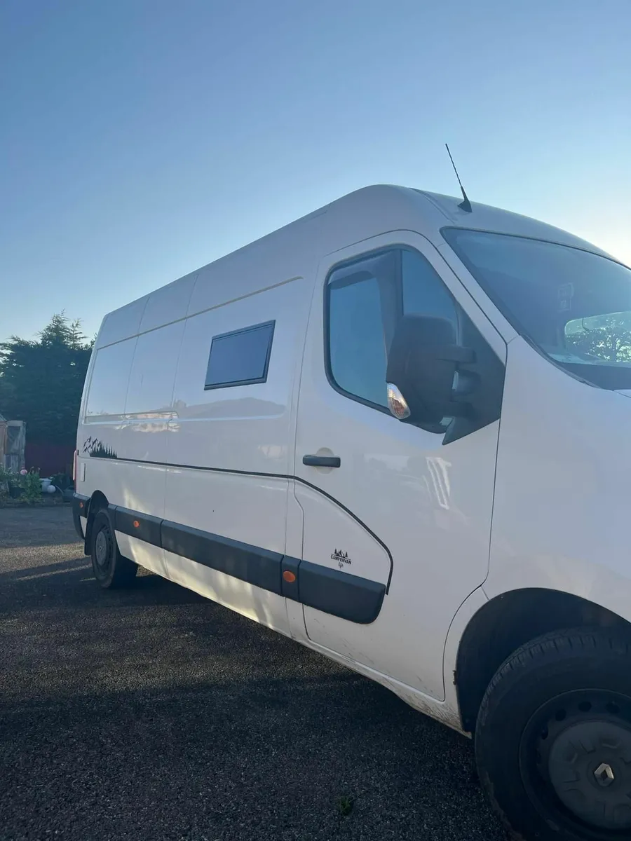 Renault master camper van - Image 4