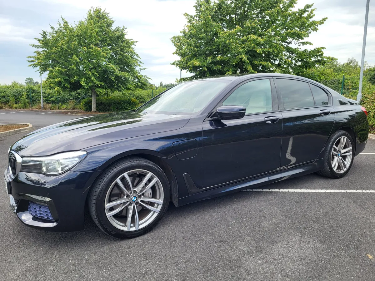 2017 BMW 740E M SPORT PHEV HYBRID AUTO - Image 2