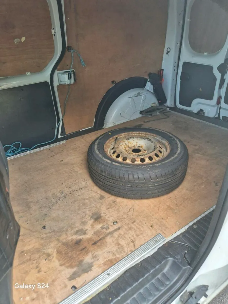 Renault  kangoo Van 2012 l WB - Image 4