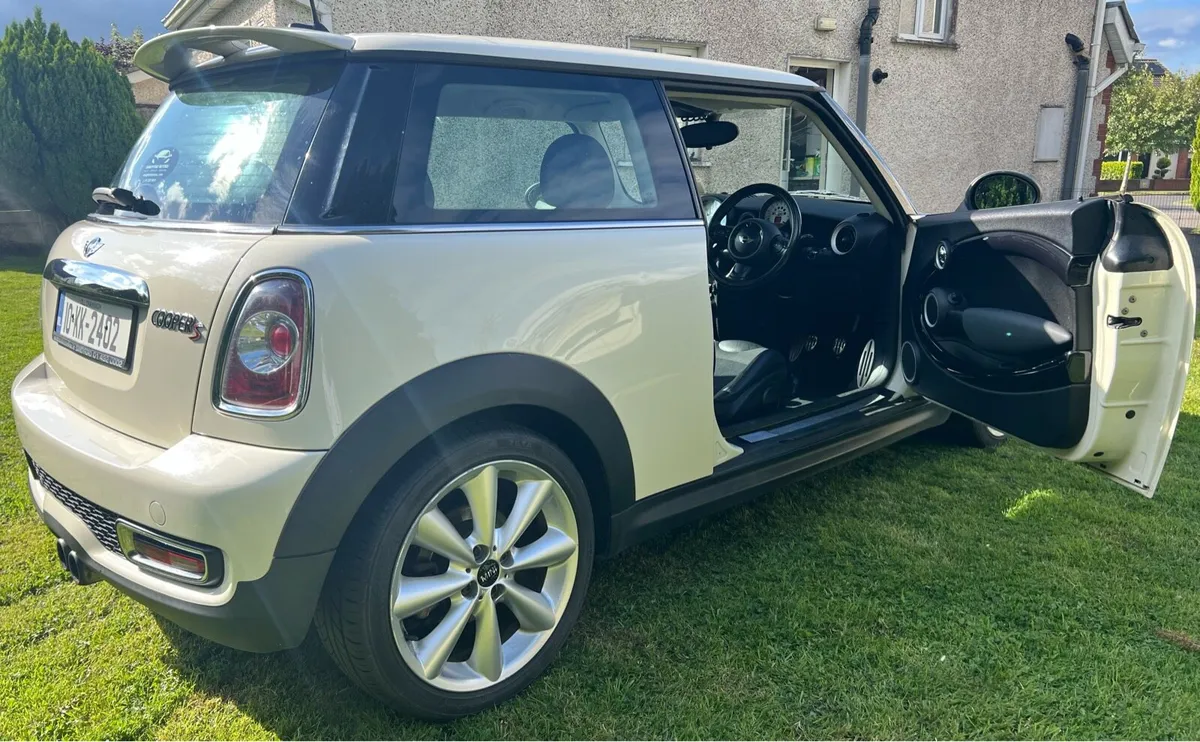 Mini Cooper S - Image 4
