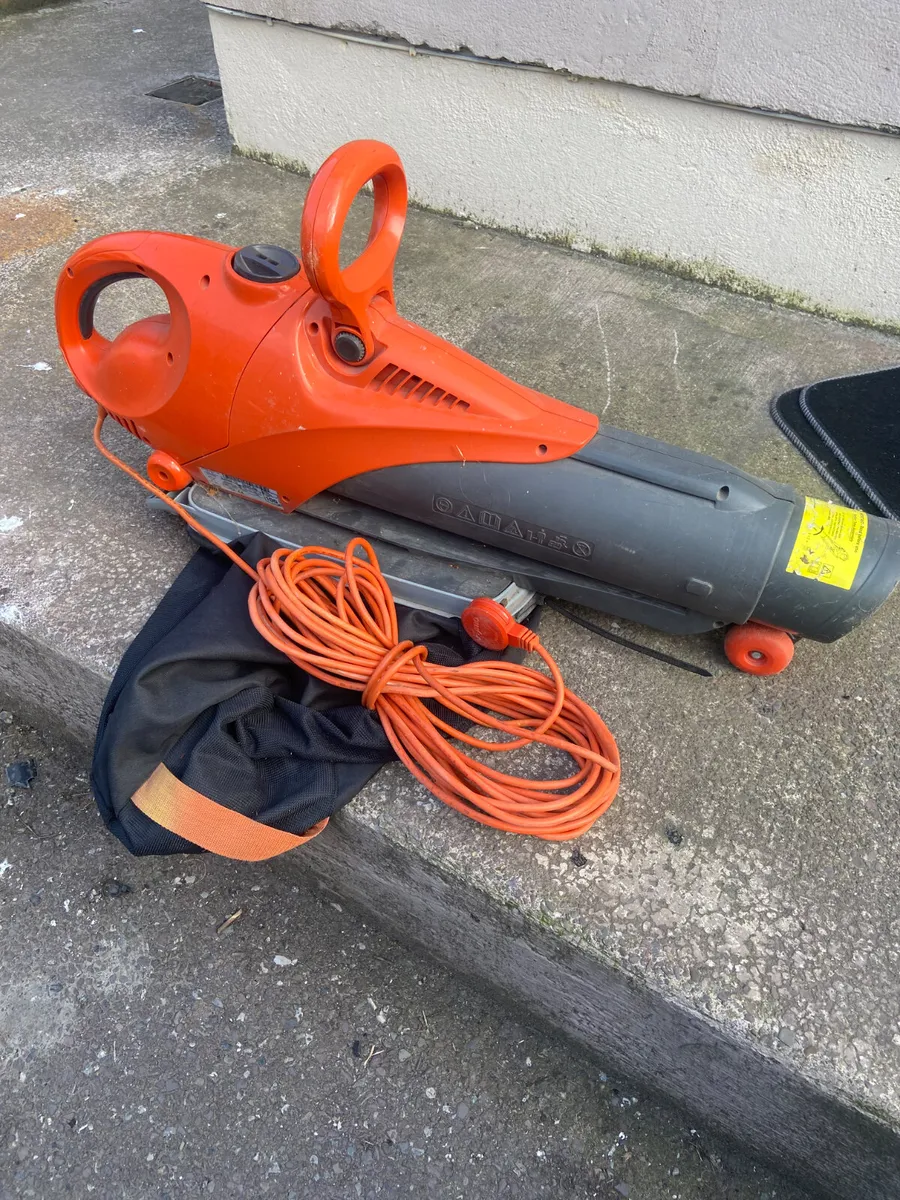 Electric leaf blower - Image 1