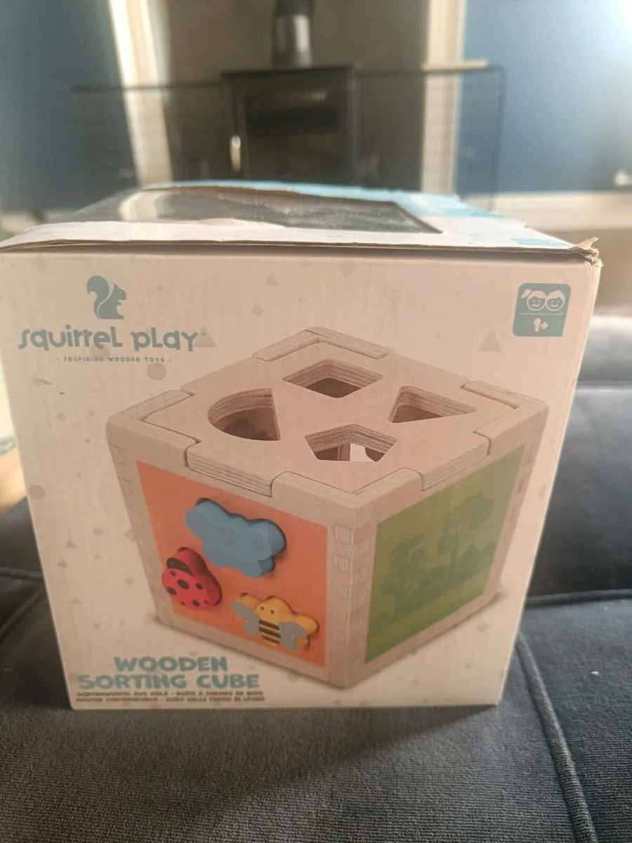Squirrel Play Wooden Sorting Cube - Image 3