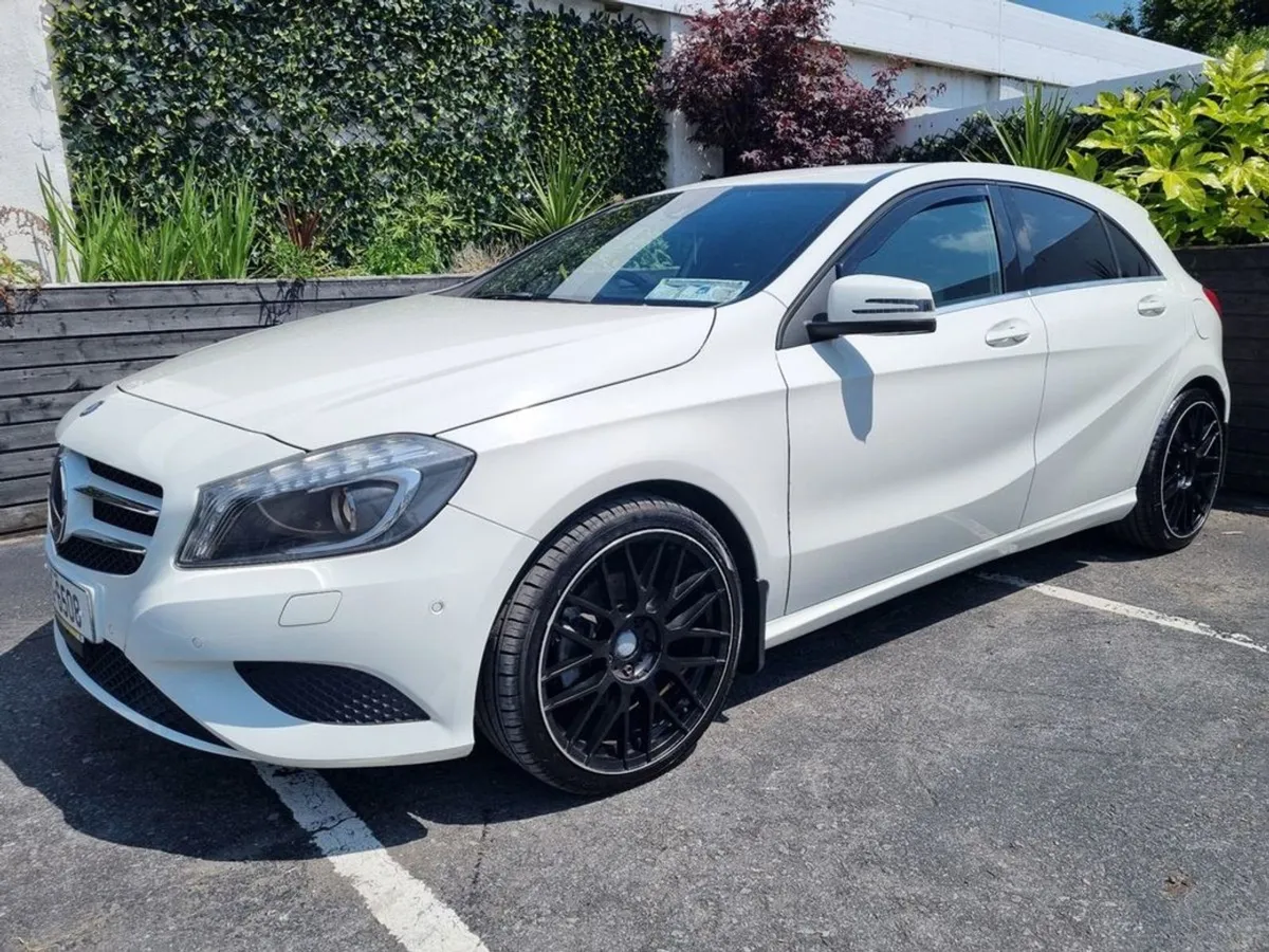 Mercedes-Benz A-Class A180 / 1.6 Petrol / Auto / - Image 2