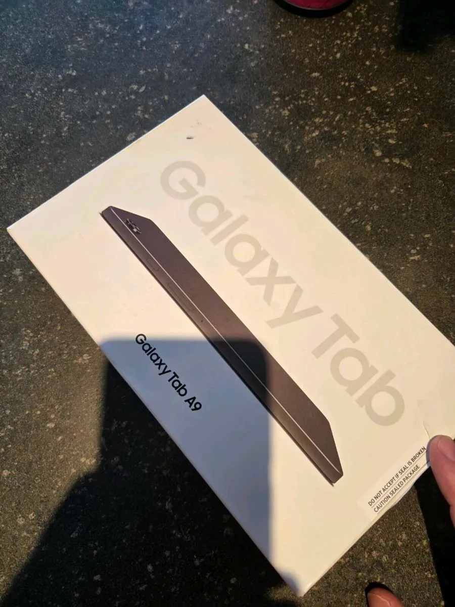Samsung galaxy A9 tablet - Image 1