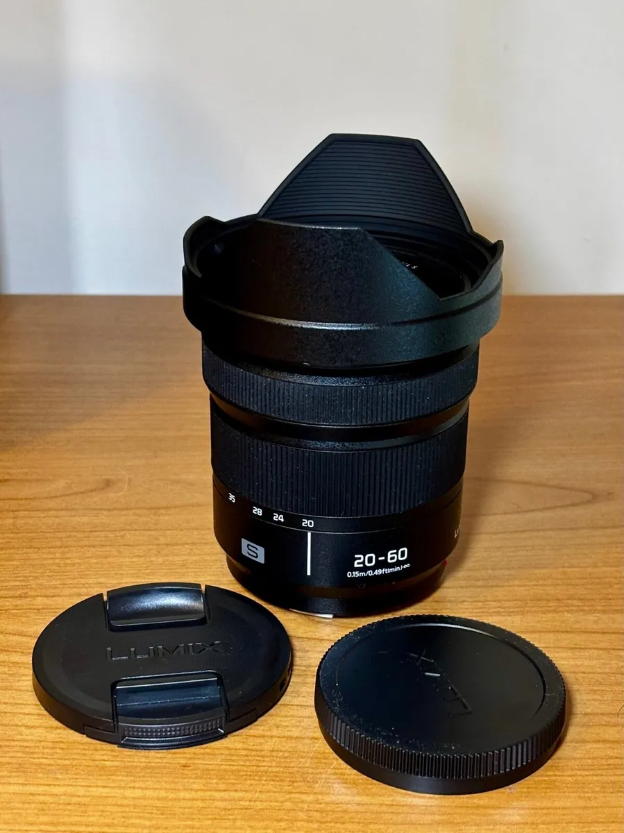 Panasonic LUMIX S 20-60mm f/3.5-5.6 L-Mount - Image 1