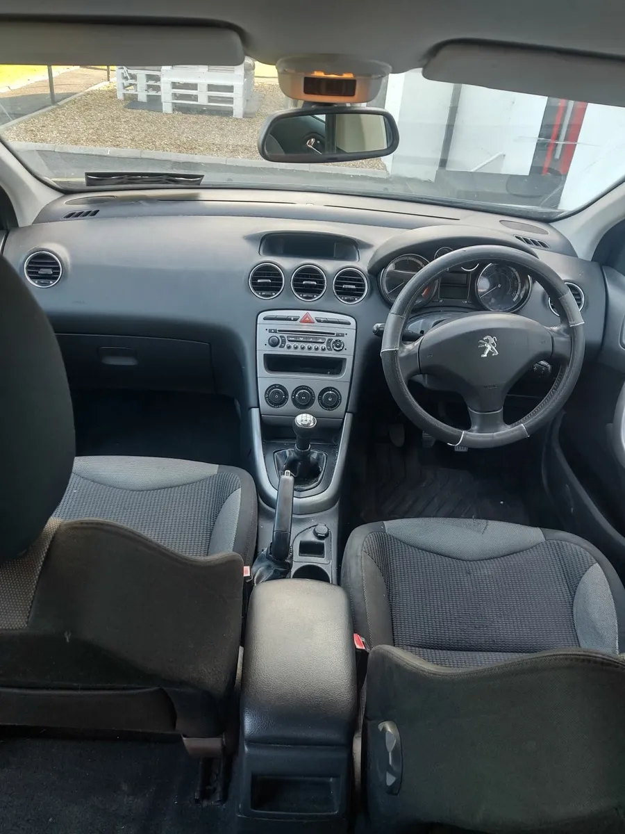 Peugeot 308 2013 - Image 3