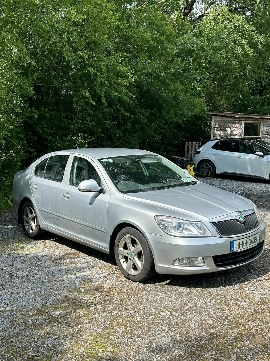Skoda Octavia 2011 - Image 1