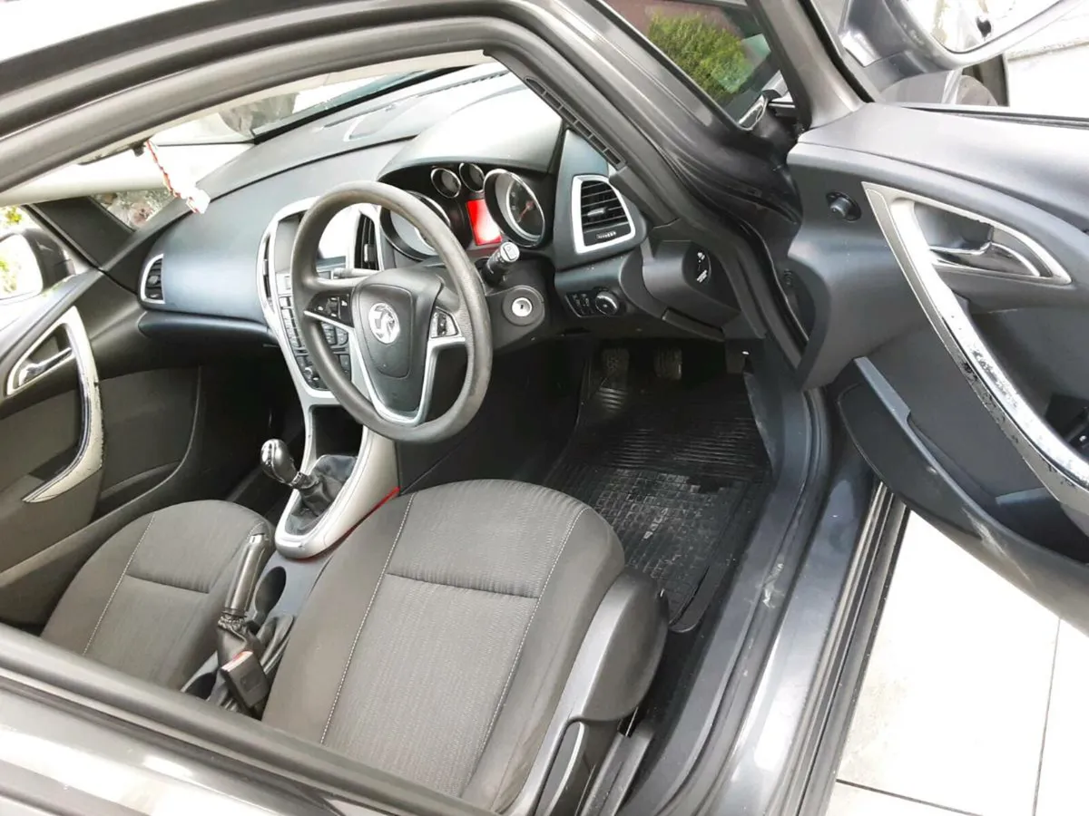 Vauxhall astra diesel ncted - Image 3