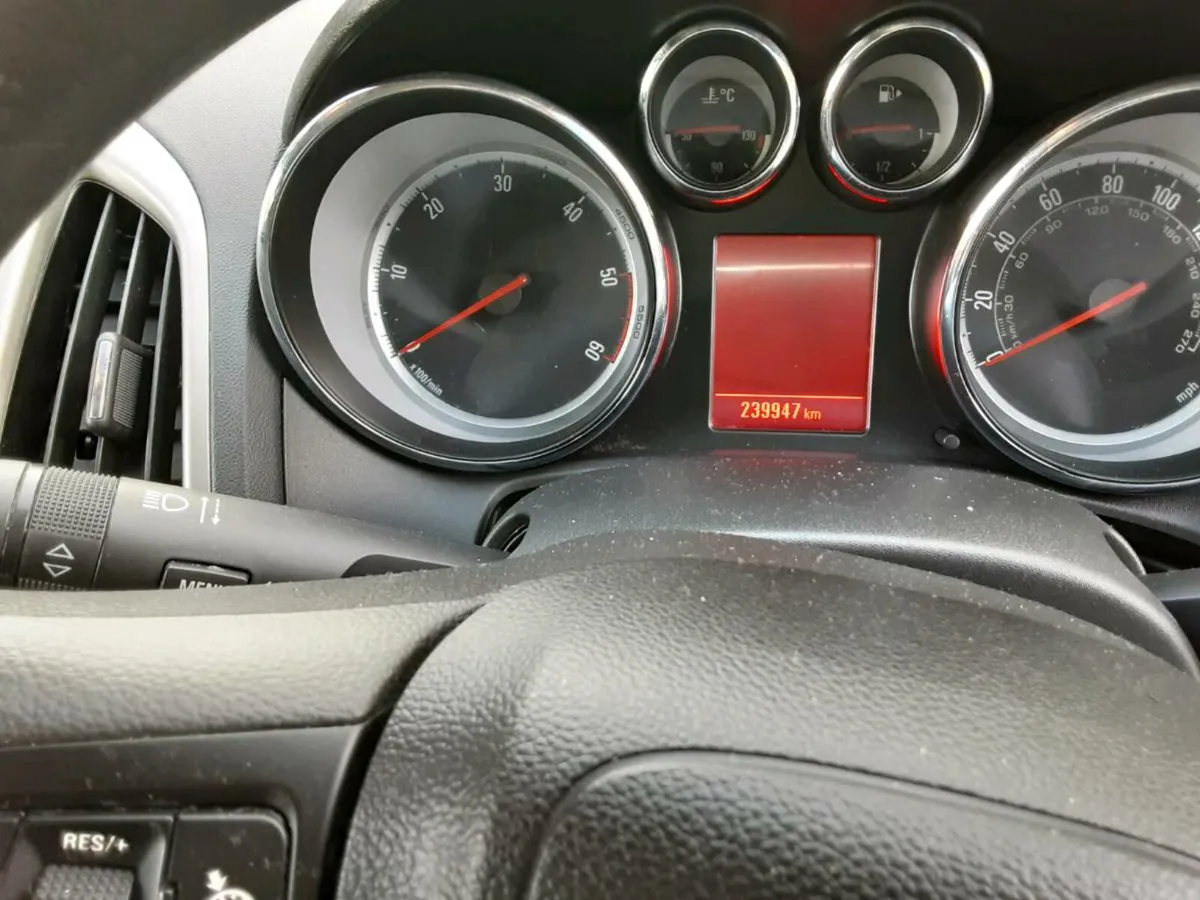 Vauxhall astra diesel ncted - Image 4