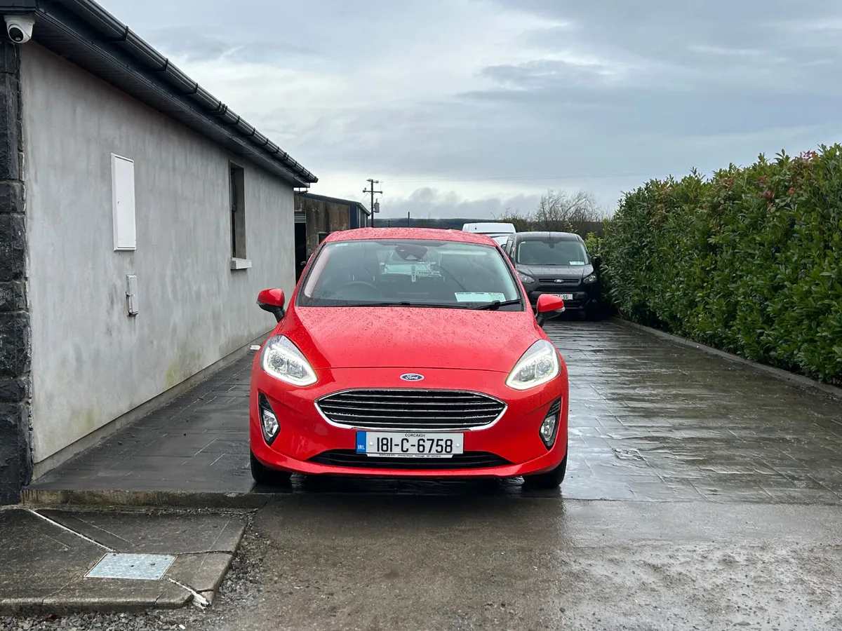 Ford Fiesta 2018 - Image 2