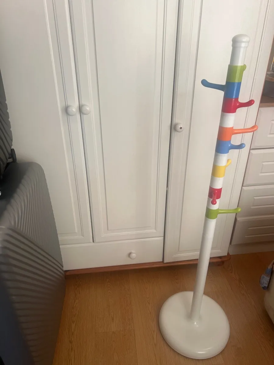 Kids coat stand - Image 1