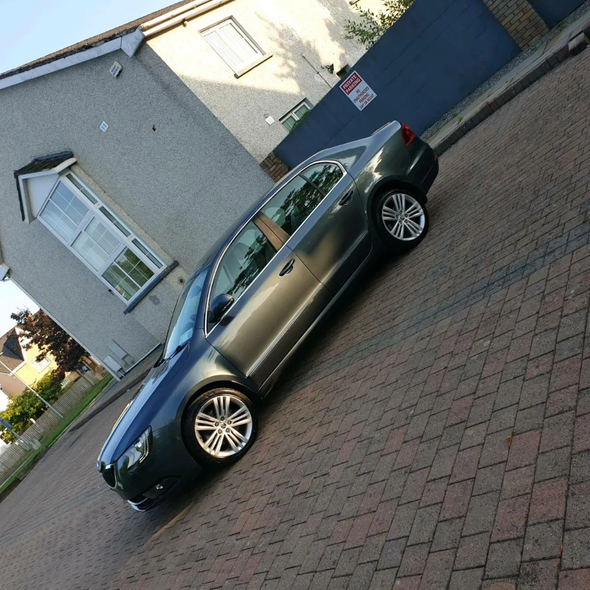 141 Skoda Superb Elegance 2.0TDI 140PS New NCT - Image 4
