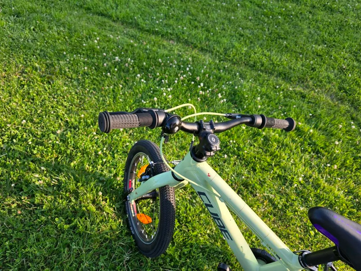 Kids bike - Image 4