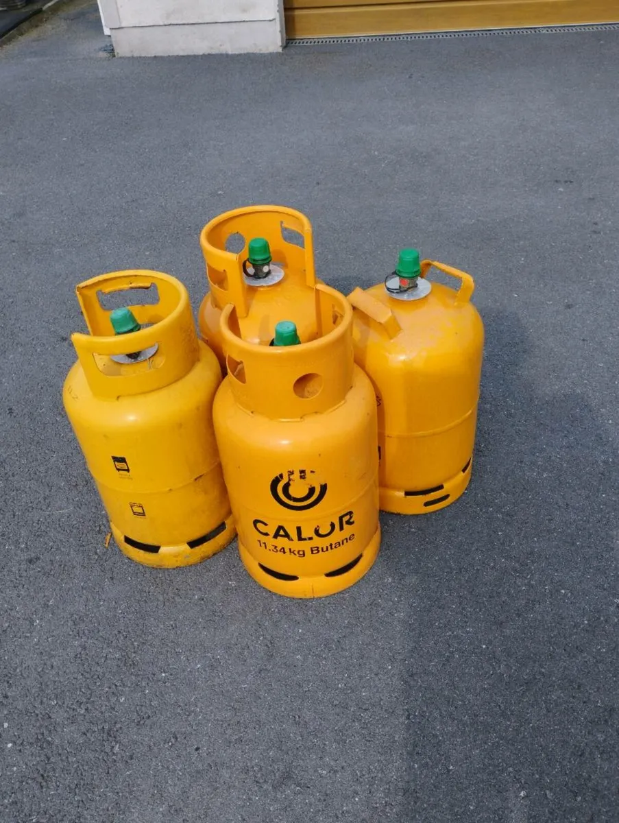 Gas Cylinders - Image 1