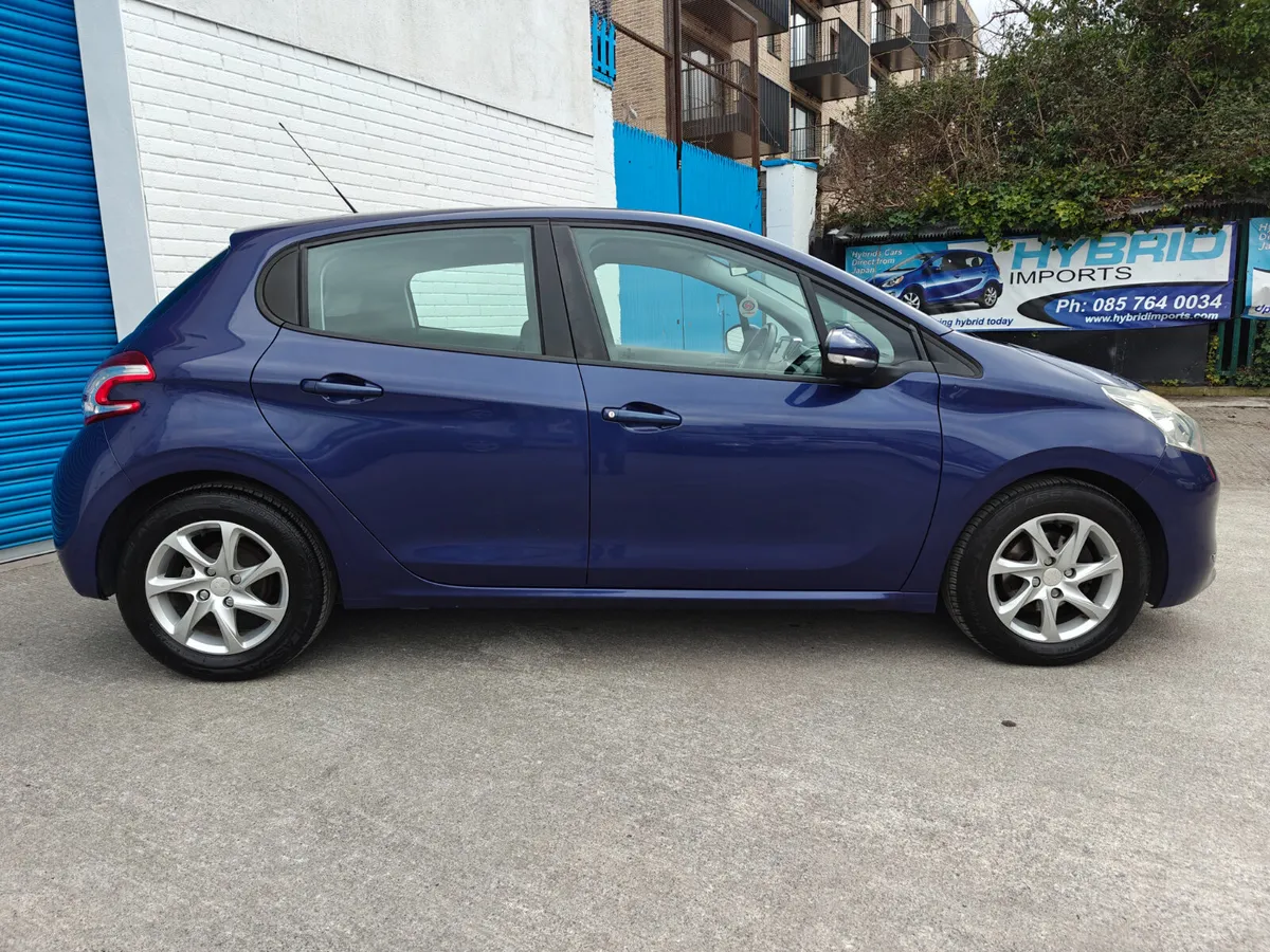 2013 PEUGEOT 208 1.2L - Image 4