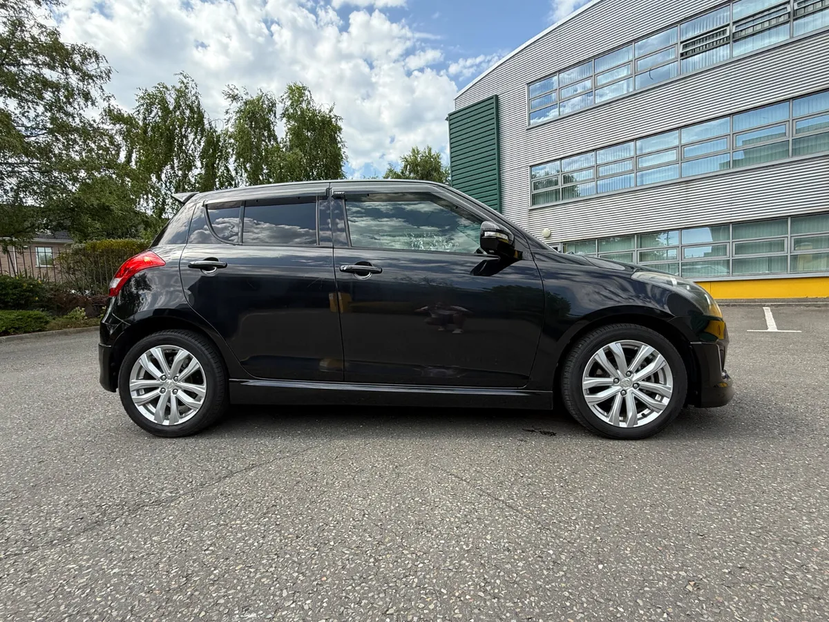 Suzuki Swift RS 1.2 Automatic Special Edition - Image 3