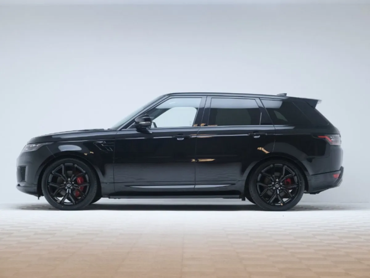 Land Rover Range Rover Sport HSE Dynamic Black P4 - Image 4