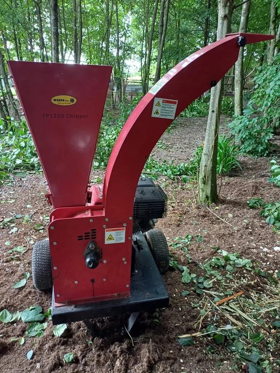 Titan Pro TP1200 Wood Chipper - Image 4