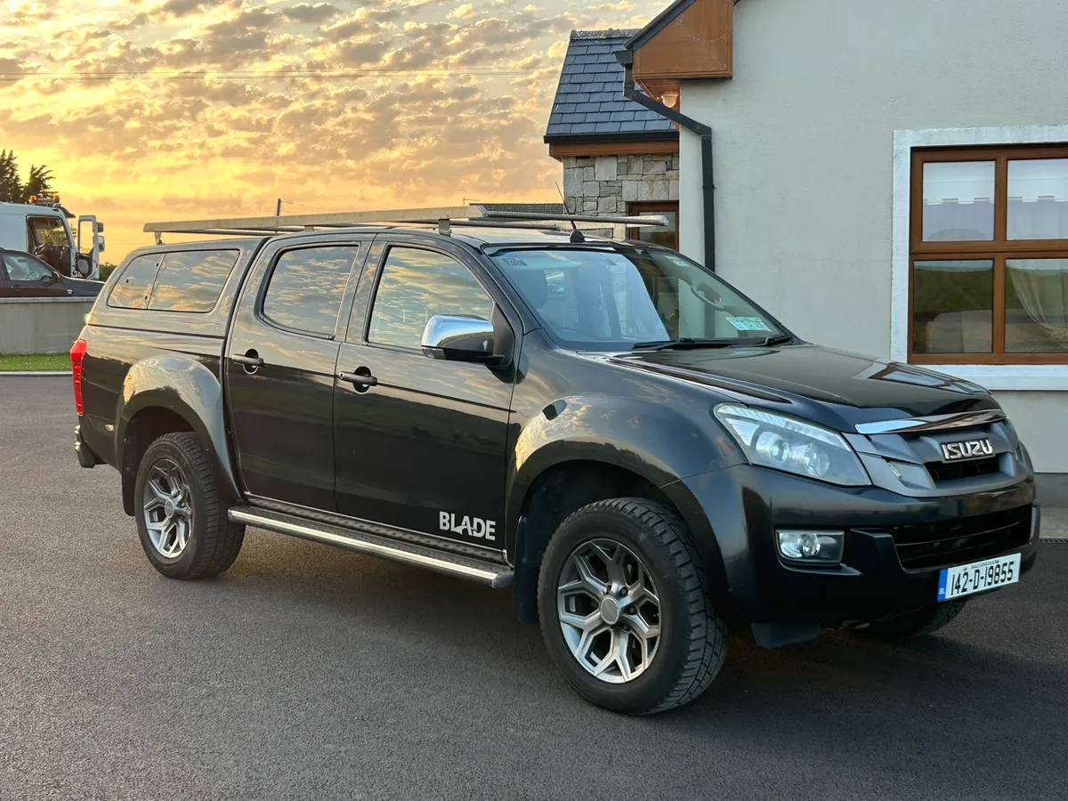 2014 Isuzu D-Max Blade  2.5 Twin Turbo - Image 1