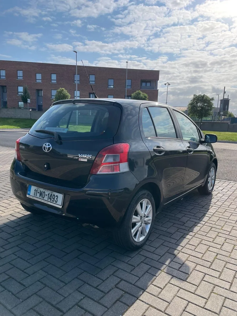 Toyota Yaris - Image 3